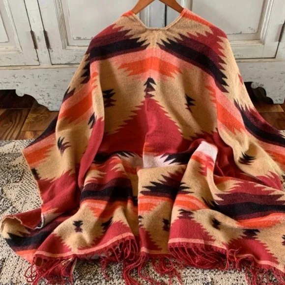 New Western Aztec Native Wrap Blanket Cardigan Sweater Ruana Women's Boho Vtg - Picture 7 of 11